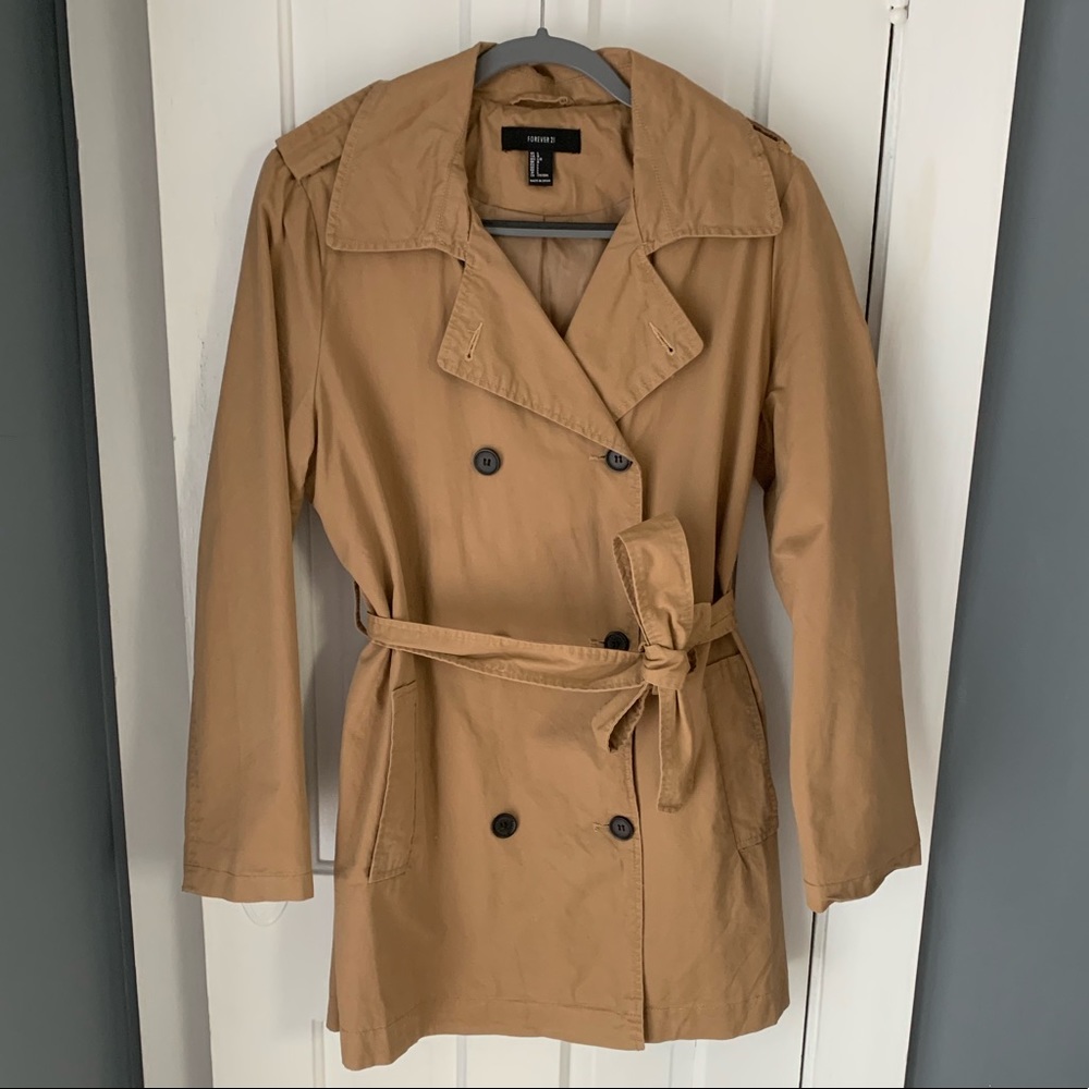 Forever 21 tan button up trench coat - size L